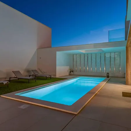 וילה Light Star Ii