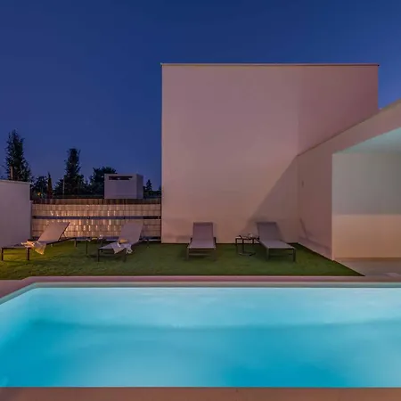 Light Star Ii וילה Kaštela