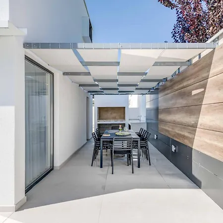 Light Star Ii Kaštela