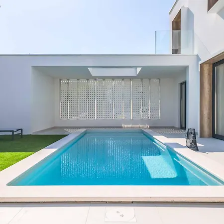 וילה Light Star Ii