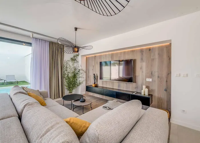 Light Star Ii Villa *